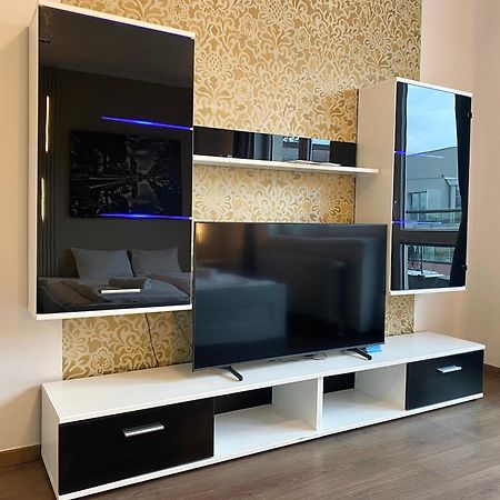 Top Floor Studio With Terrace Praga Zewnętrze zdjęcie