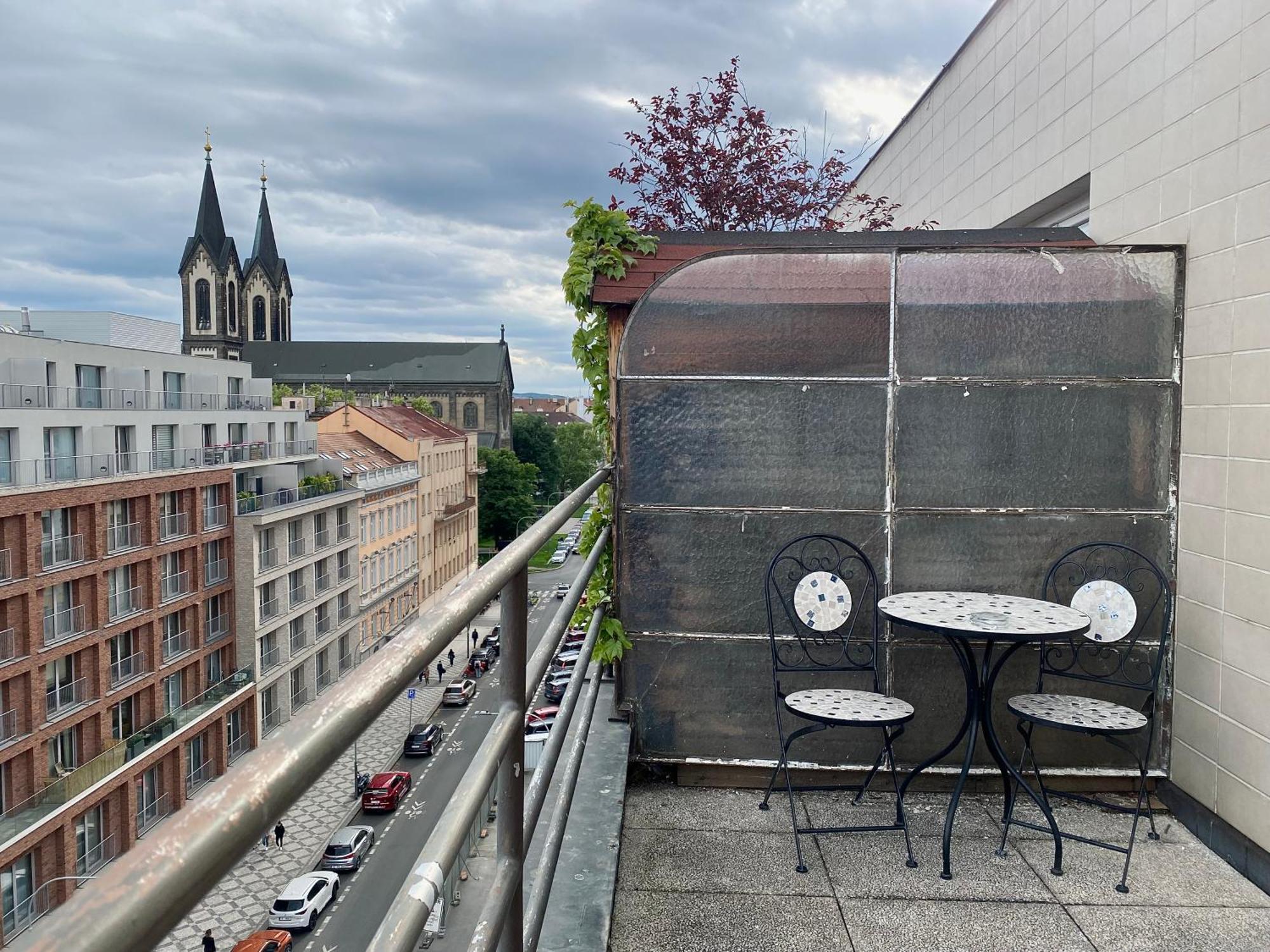 Top Floor Studio With Terrace Praga Zewnętrze zdjęcie