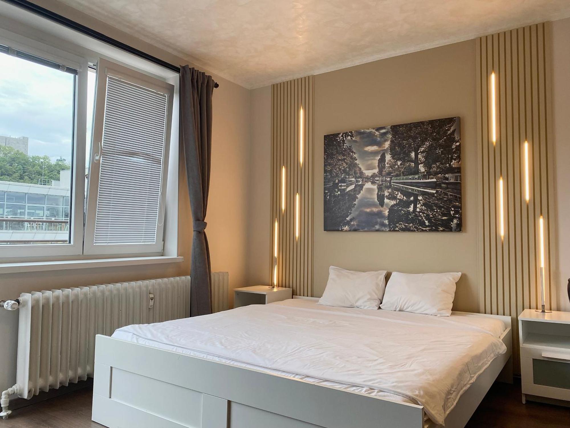 Top Floor Studio With Terrace Praga Zewnętrze zdjęcie